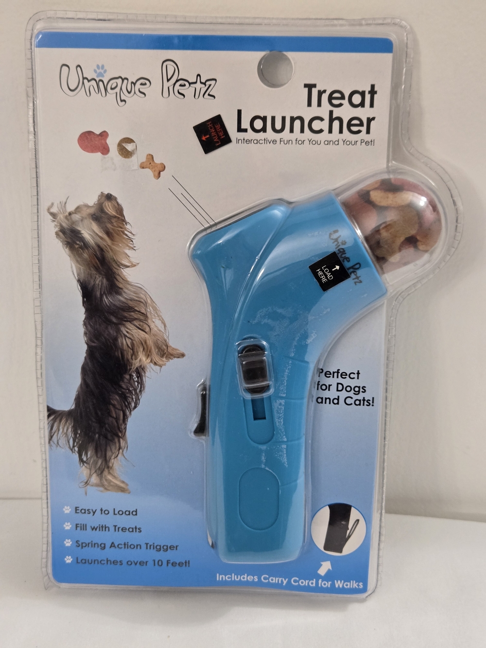 Unique Petz Treat Launcher Dog Cat Interactive Training Toy Blue NEW Sealed